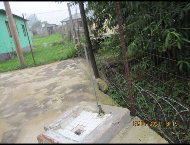3 BEDROOM FREEHOLD FOR SALE IN MPOPHOMENI